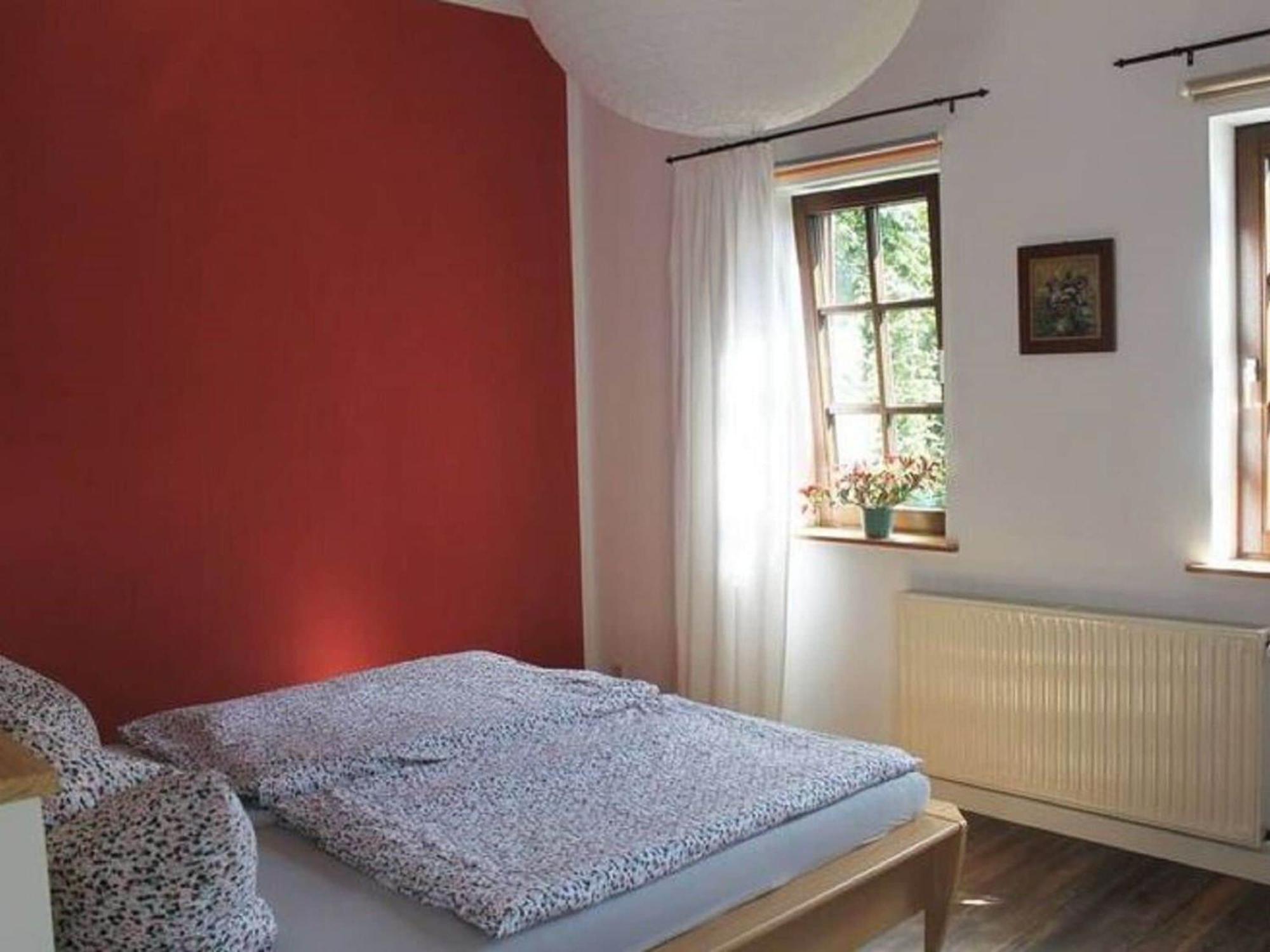 Apartment In Tabarz Thuringia Near The Forest Bagian luar foto